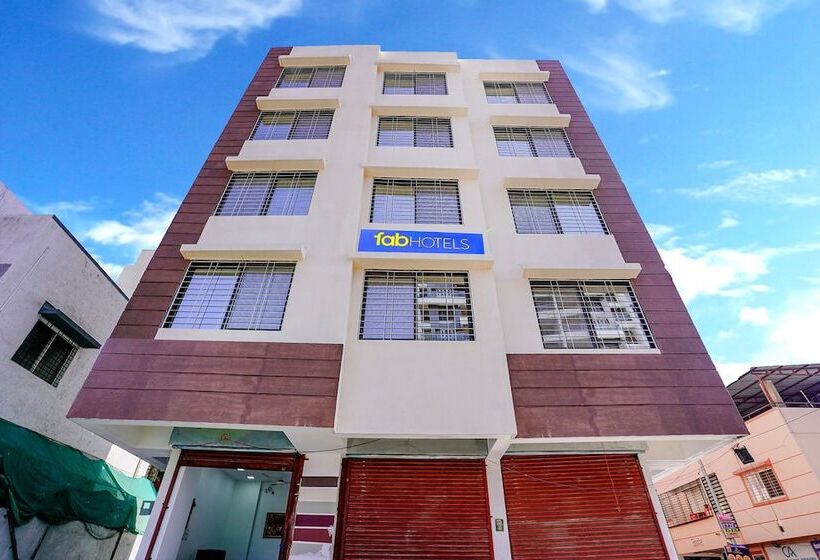 Fabhotel Crystal Inn   Nr Suvarndeep Chowk