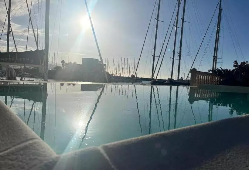 هتل Resort Atlantis
