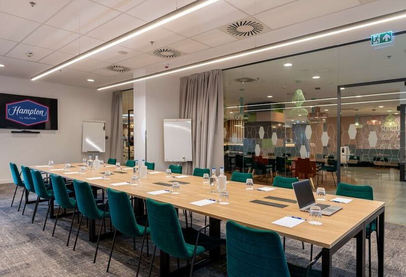 בית מלון כפרי Hampton By Hilton Budapest City Centre