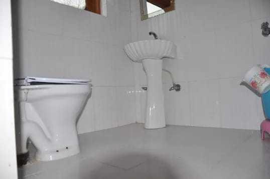 فندق Oyo Flagship 81303 Art Food Corner