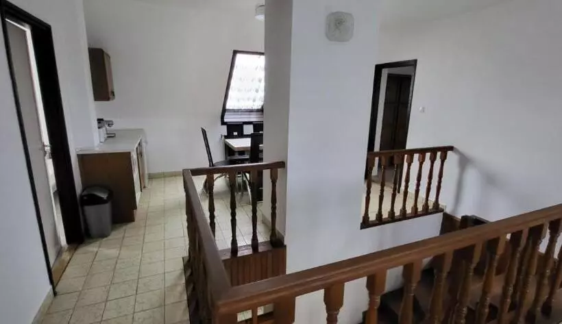 ペンション Aniiza Apartman