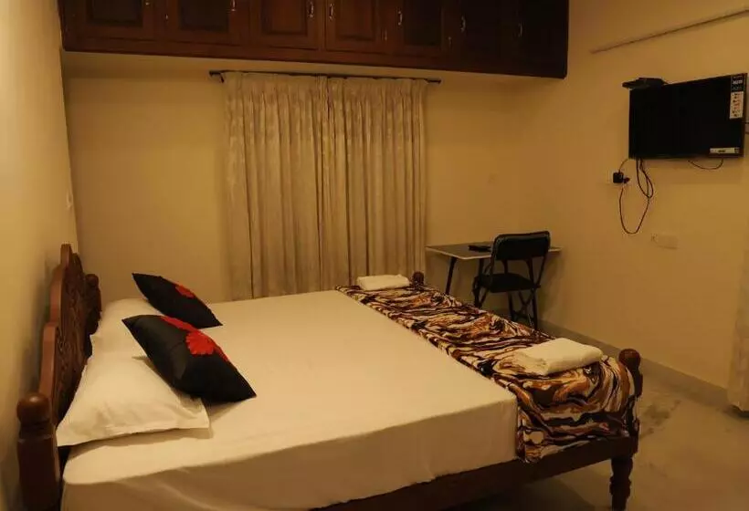 ペンション Malpans Mansion