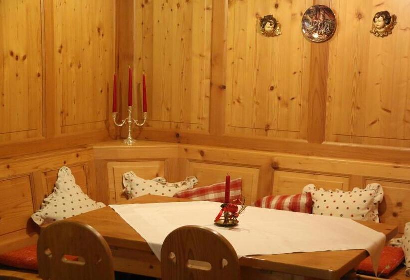 Отель Adler Post