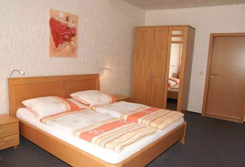 Hotelli Alte Winzerschenke