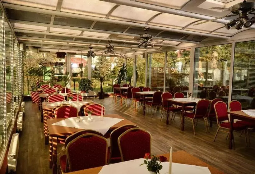 Hotelli Am Stadtwald