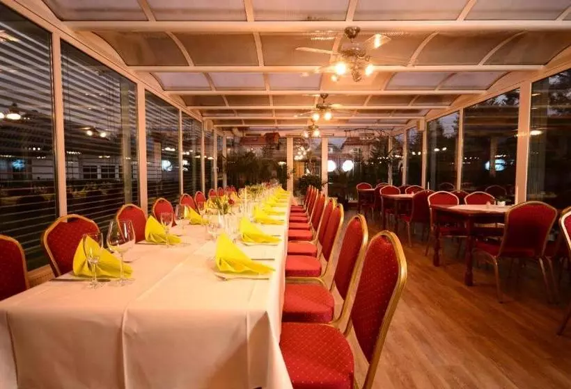 Hotelli Am Stadtwald