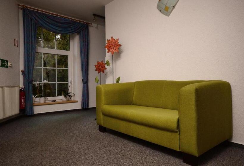 בית מלון כפרי Am Stadtwald