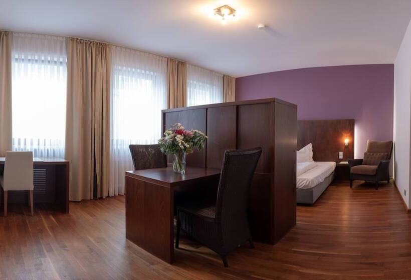 酒店 City Residenz Homburg