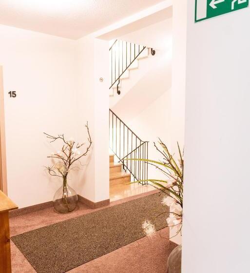 Hotel Gasthaus & Weingut Zum Stern