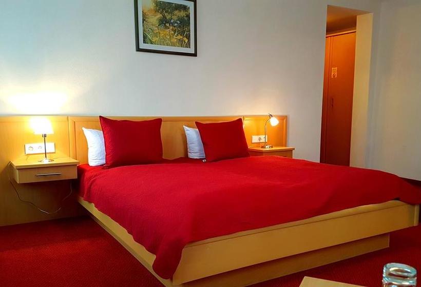 בית מלון כפרי Restaurant Schwarzer Adler