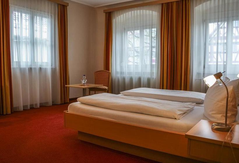 בית מלון כפרי Restaurant Schwarzer Adler