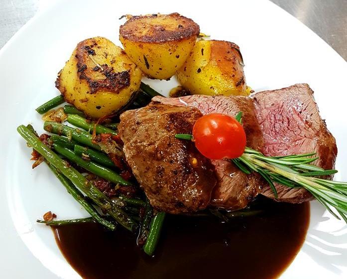 בית מלון כפרי Restaurant Schwarzer Adler