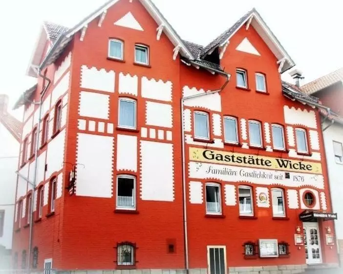 ホテル Gaststätte Wicke
