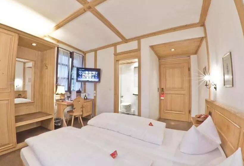 ホテル Grüner Baum