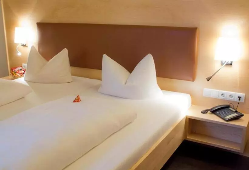 ホテル Grüner Baum