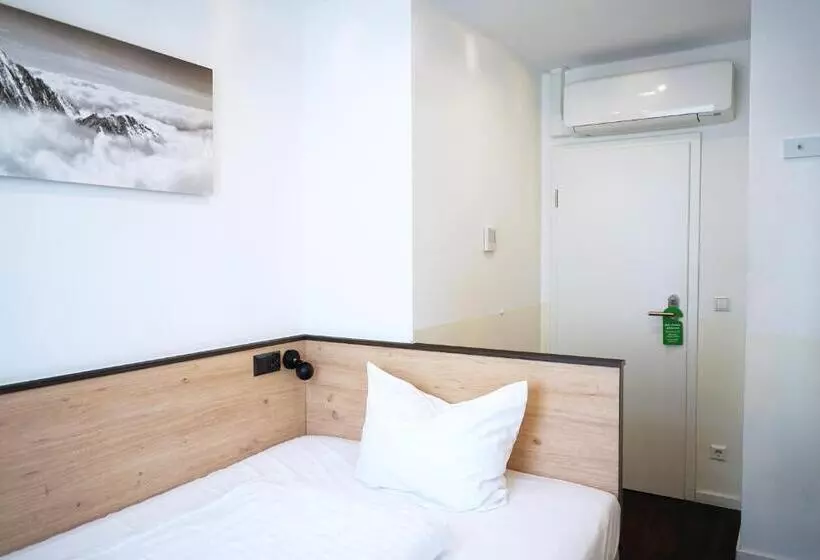 Jj Hotel Hannover City Pension