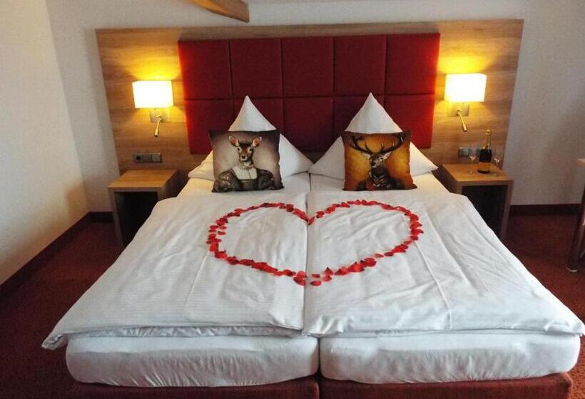 Отель Isartaler Hof