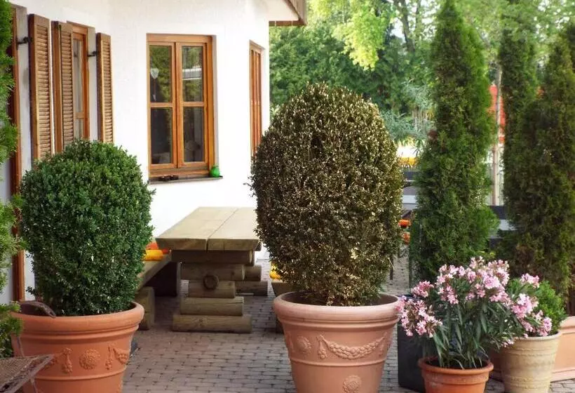 Hotelli Isartaler Hof