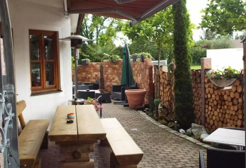 Hotelli Isartaler Hof