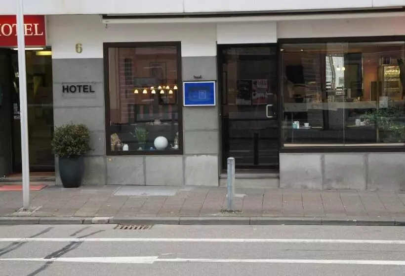 ホテル Jägerhof