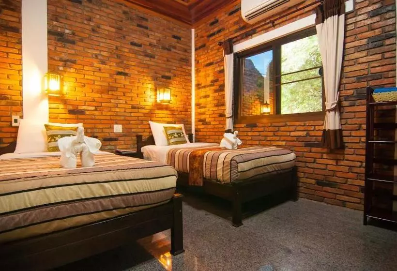 Hotelli Khaosok And Spa