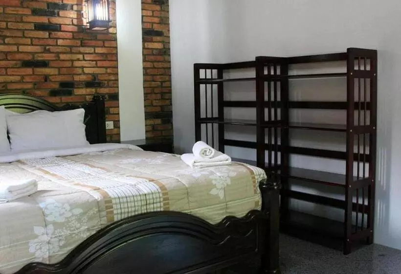 Hotelli Khaosok And Spa