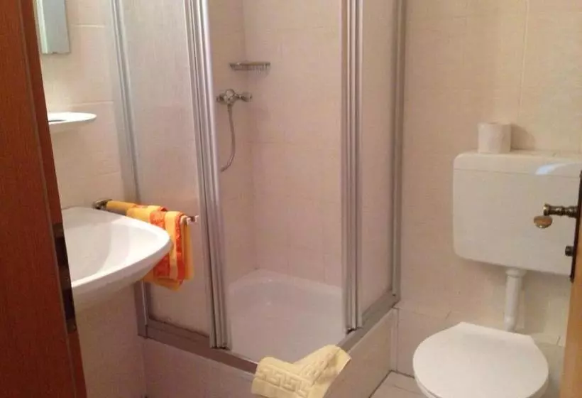 Hotelli Landgasthof Zum Stern