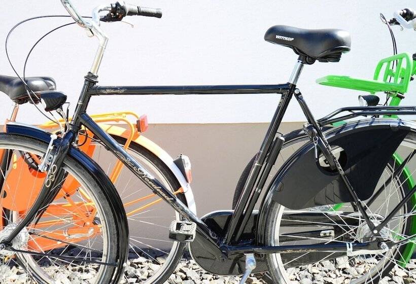 בית מלון כפרי Luxstay Friedberg Self Check In