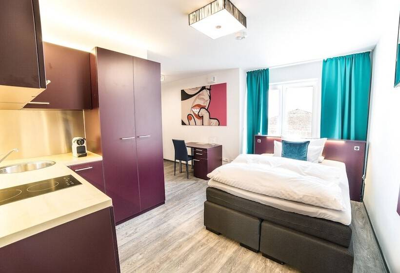 בית מלון כפרי Luxstay Friedberg Self Check In