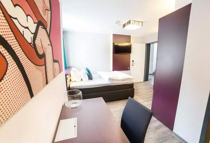 Hotelli Luxstay Friedberg   Self Check In