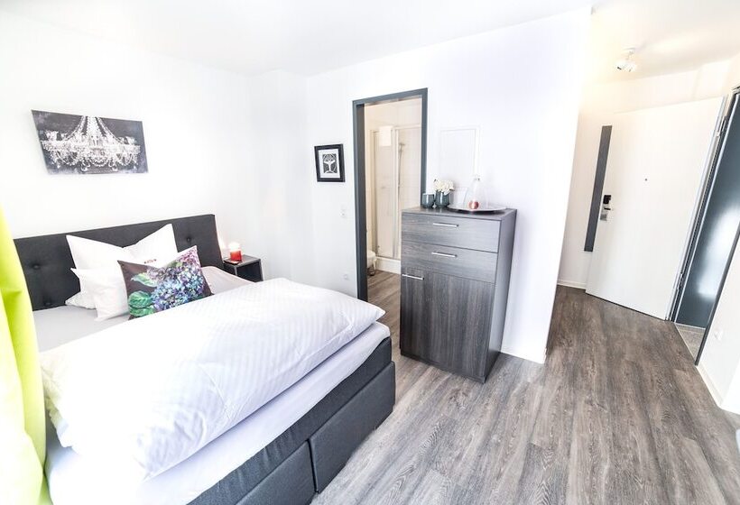 בית מלון כפרי Luxstay Friedberg Self Check In