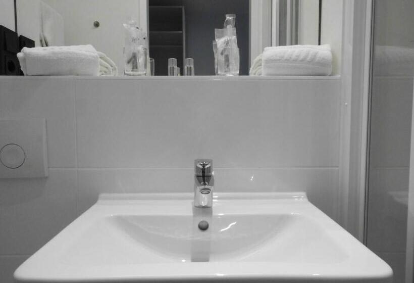 Novitel Hotel Kirchheim   München Messe