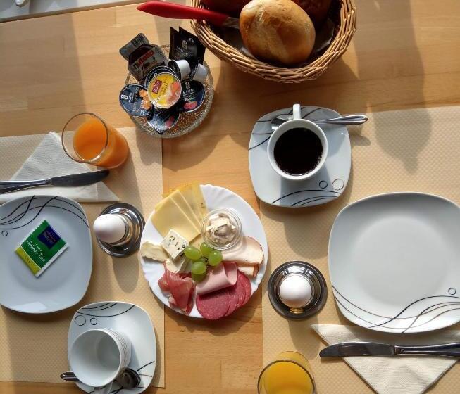 هتل Pension An Der Reling