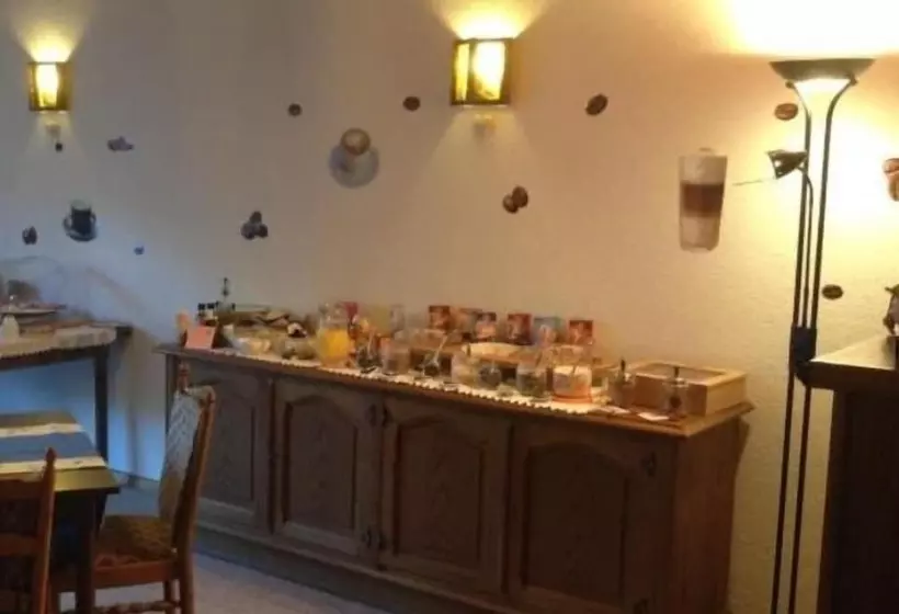 Hotelli Pension Blaues Haus