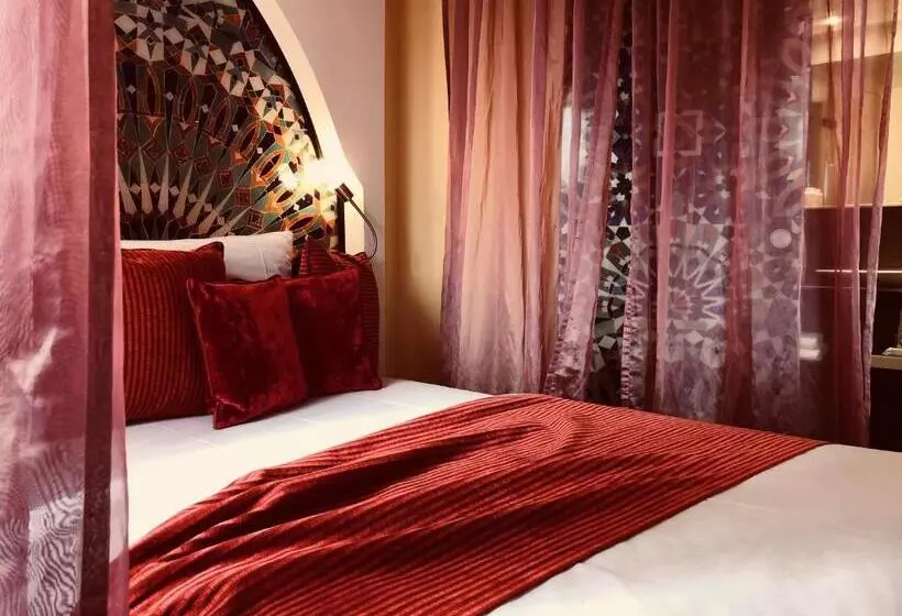 Hotelli Traumraum   Self Check In