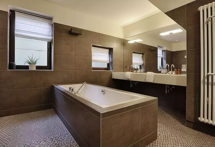 Hotelli Wiener Botschaft Veitshöchheim   By Homekeepers