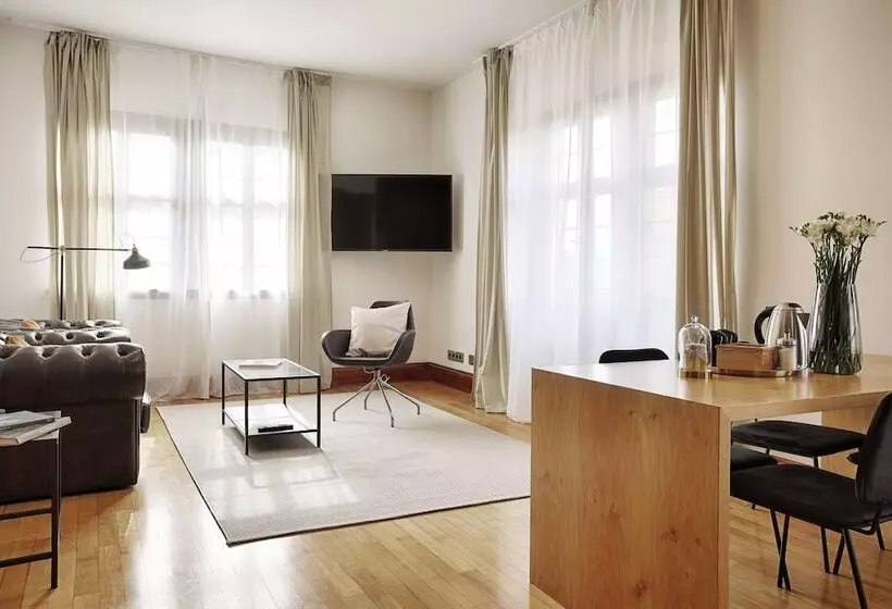 Hotelli Wiener Botschaft Veitshöchheim   By Homekeepers