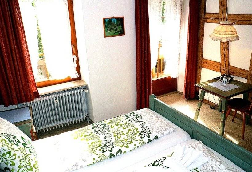 ホテル Zum Goldenen Rössle