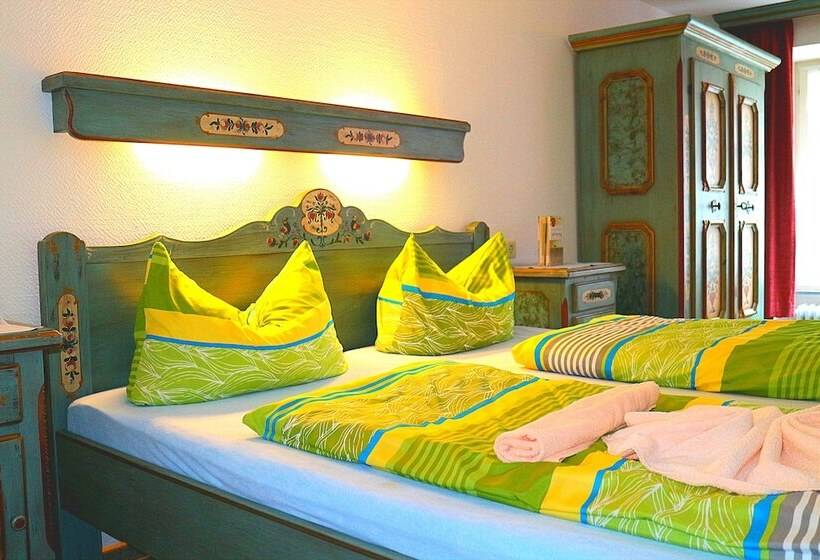 ホテル Zum Goldenen Rössle