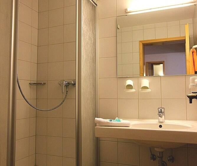 ホテル Zum Goldenen Rössle