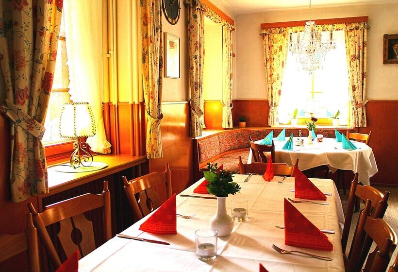 ホテル Zum Goldenen Rössle