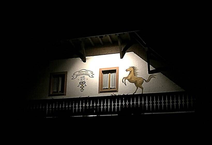 ホテル Zum Goldenen Rössle