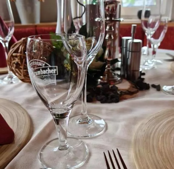 Landhotel Weisses Röß`l