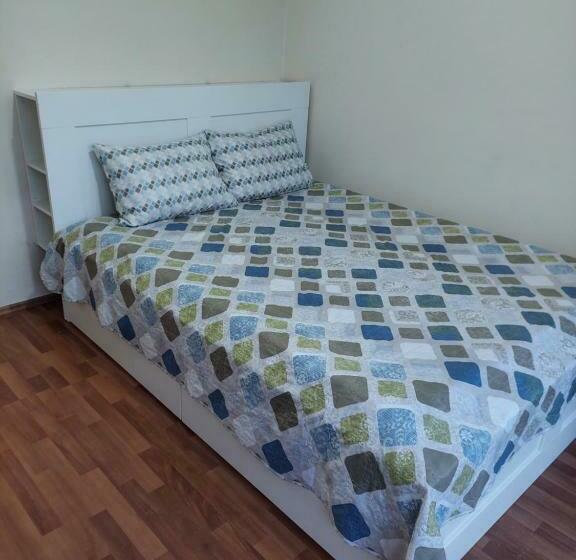 הוסטל B.a.a Sabiha Gökçen