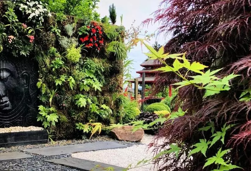 ベッドアンドブレックファースト Au Jardin Du Levant
