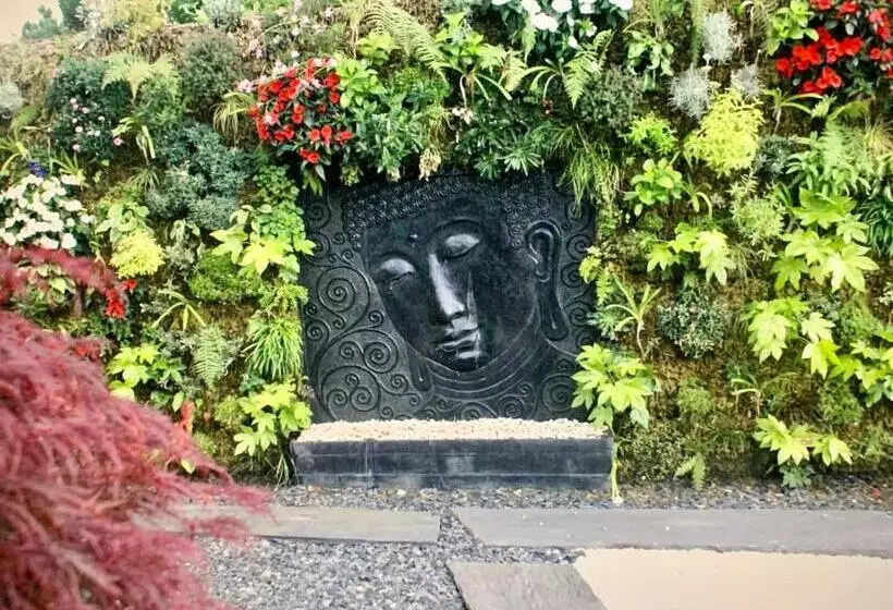 ベッドアンドブレックファースト Au Jardin Du Levant