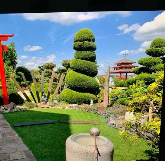 ベッドアンドブレックファースト Au Jardin Du Levant