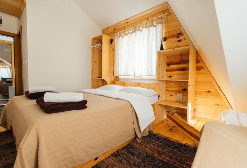 تختخواب و صبحانه Backcountry