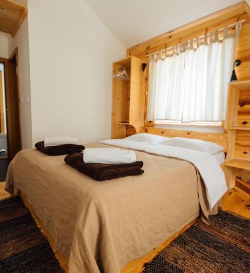 تختخواب و صبحانه Backcountry