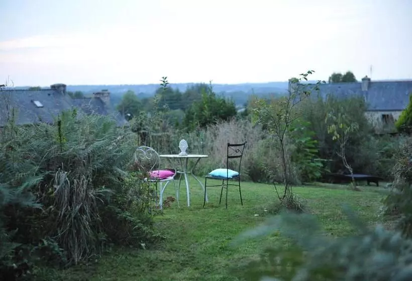 ベッドアンドブレックファースト Demeure De Kergoguen